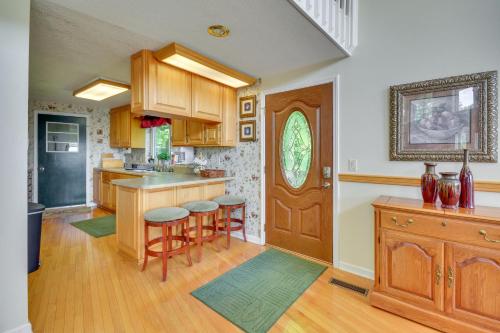 40-Acre Ararat Escape: On-Site Trails & Mtn Views! in Ararata (VA)