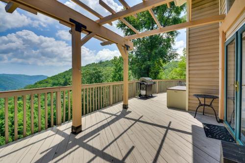 40-Acre Ararat Escape: On-Site Trails & Mtn Views! in Ararata (VA)