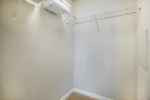 SoMa 1BR w Gym Roofdeck BBQs nr Tech HQs SFO-97 detail