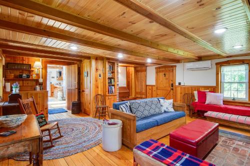 Historic Morrisdale Area Cabin w/ Deck & Fireplace in Philipsburg (PA)