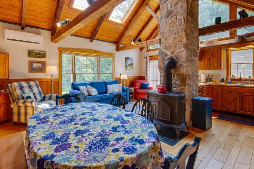 Historic Morrisdale Area Cabin w/ Deck & Fireplace in Philipsburg (PA)