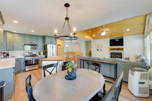 Star Valley Ranch Cabin Rental with Private Hot Tub! in Thayne, USA