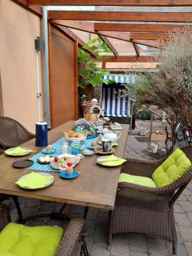 Food and beverages, Ferienwohnung Camino in Jockgrim
