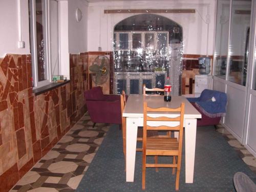 Guest House Oasis - Tvishi in Lailashi