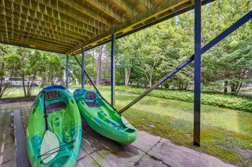 Modern Hampton Bays House with Pool and Bay Rights! - image 11