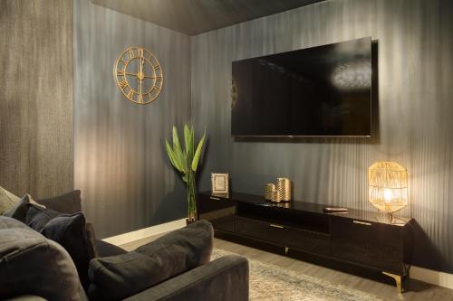 Opulence Studio in Sheffield, Sheffield (foto 6)