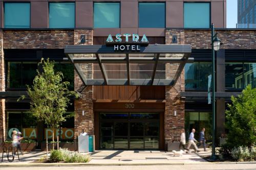 Astra Hotel, Seattle, a Tribute Portfolio Hotel by Marriott - image 3