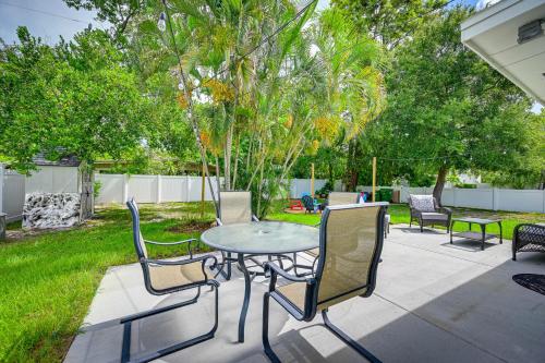 Sunny Sarasota Home with Private Yard and Fire Pit! in Sarasota, USA