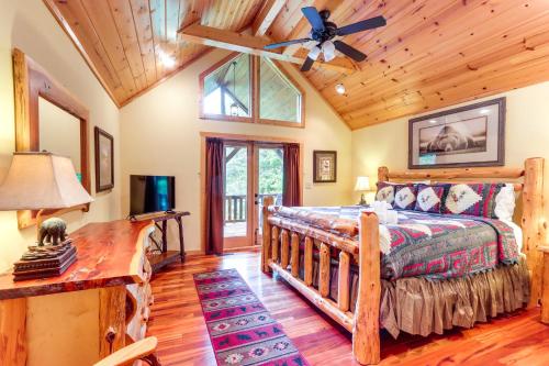 Ellijay Hideaway with Hot Tub, Views and Game Room!