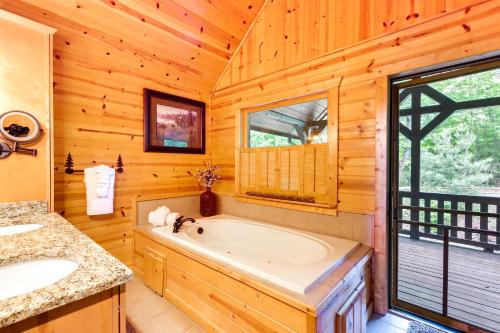 Ellijay Hideaway with Hot Tub, Views and Game Room!