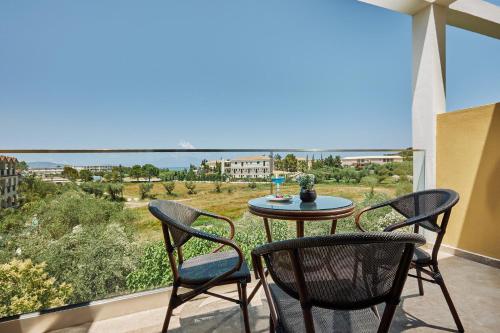 Letsos Hotel in Alykes