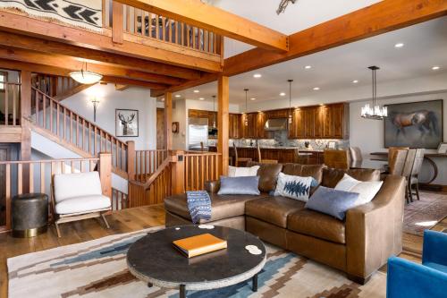 Four-Bedroom House image 8
