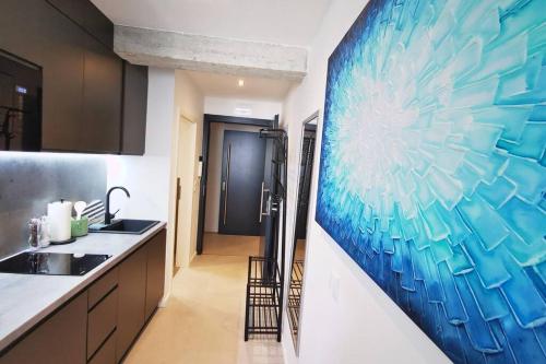 HH 05 by ROCKCHAIR - SUPERHOST Status - Modernes Apartment mit sonnigem Balkon & premium Boxspringbetten in Winterhude - Hamburg Top Geheimtipp, Hamburg (Foto 8)
