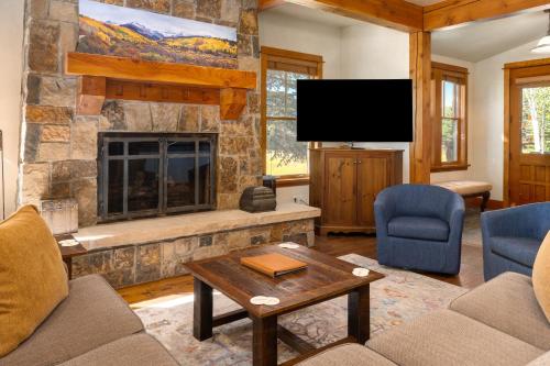 Four-Bedroom House image 5
