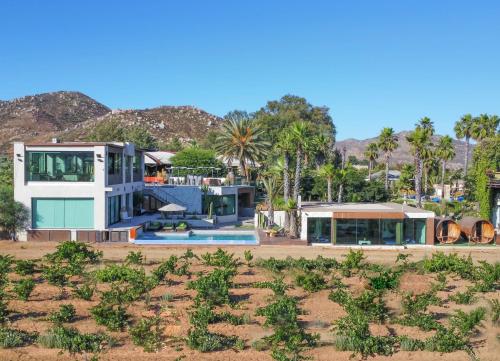 سبا, فندق بوتيك كابانا لا فيلا باي فال دي جوادالوب (Cabaña la villa by Hotel Boutique Valle de Guadalupe) in انسنادا