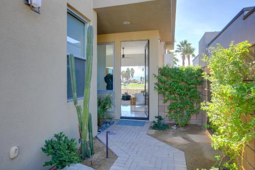 Desert Oasis with Pool and Spa on Golf Course! - image 10