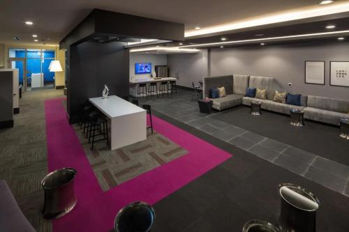 1500 Sq foot, 3 bed room loft in DTLA Pool & Hot tub! in Los Angeles, USA