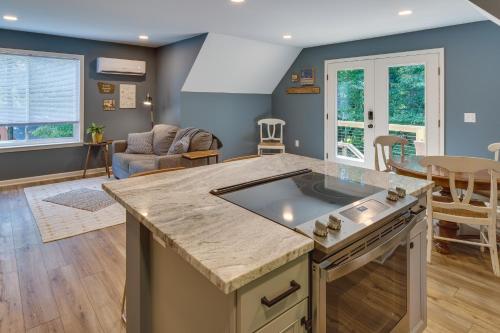 Dog-Friendly Mills River Retreat Near Hiking! in Mills River, USA