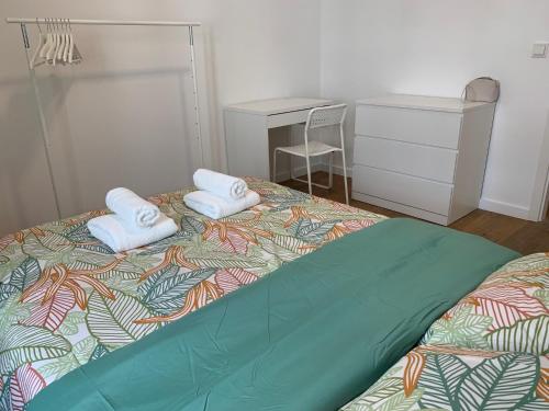 Private Room in the City Centre in 에슈 쉬르 알제트