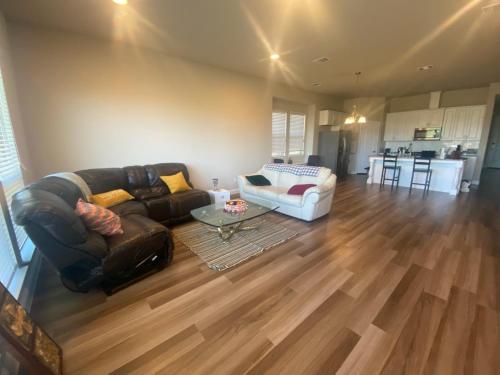 Cozy Home close to St Davids and Metro Rail in Old Town Leander in Leander, USA