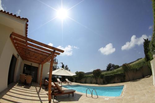 Eve Pissouri Xιnisteri Villa - image 2