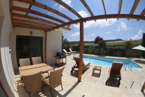 Eve Pissouri Xιnisteri Villa 2