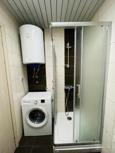New modern Rooftop Apartment-FREE PRIVATE PARKING, self check-in, Skopje (photo 7)
