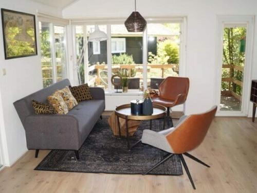 Charming Pondside Chalet in Markelo