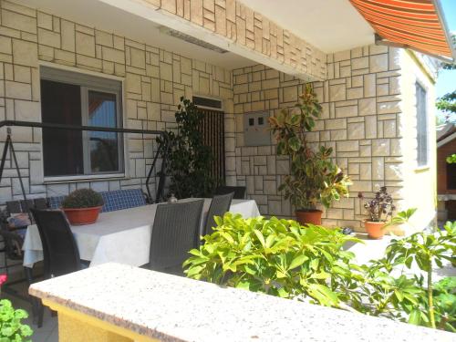 Apartments Marina - image 7