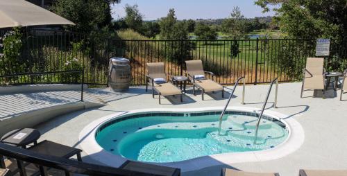 熱水浴缸, 蒂梅丘拉溪酒店 (Temecula Creek Inn) in 蒂梅丘拉