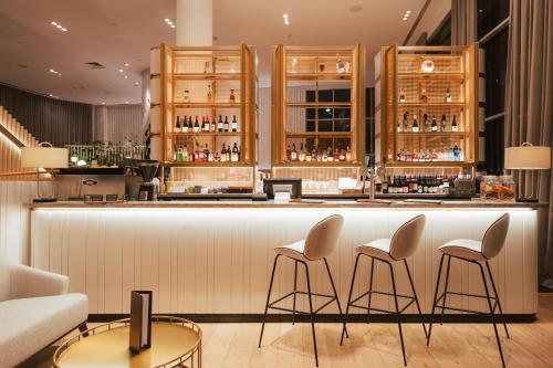 Novotel Sydney Darling Square - image 11