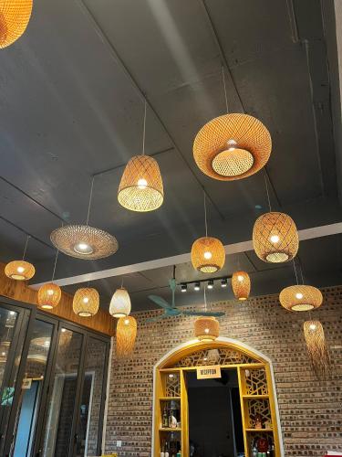 Restaurant, Asahi Luxstay - Homestay Đuong Lam Hostel near Duong Lam Village