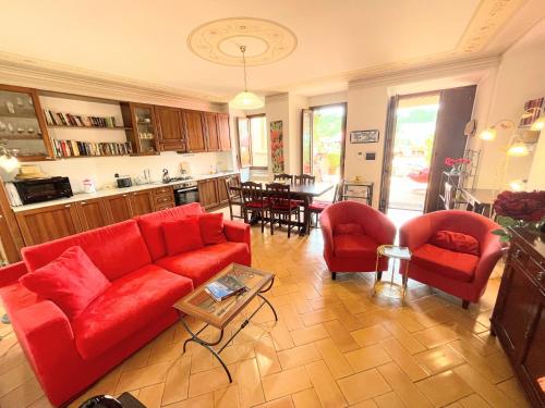 Terrazza Bella/sleeps 4/spoleto/car Not Necessary - image 14