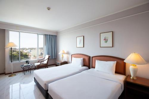 1 queen bed