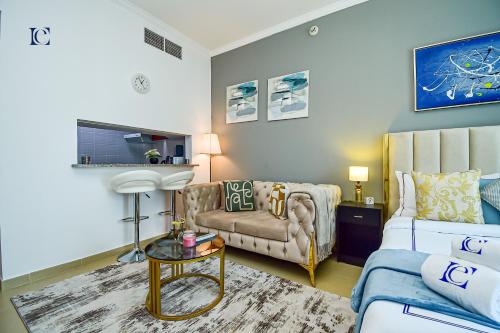 Luxury Escapes - New Lake View Studio in JLT - near Metro, Dubaj (fotografie 6)