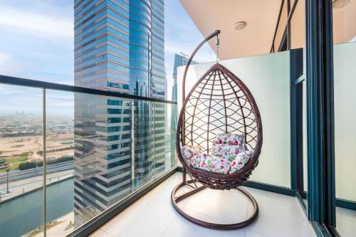 ALiving Luxury 1BR Apartment Zada Towers Business bay Dubai 2613, Dubai (Foto 2)