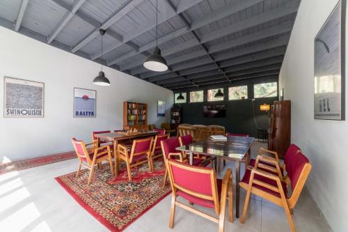 Sala de estar / sala de TV, Camp Bursztynowy Las in Gorki Zachodnie