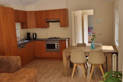  Fijn chalet met grote tuin op de Veluwe in Epe