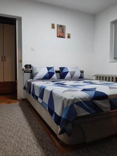 Nikolic Apartment - image 12