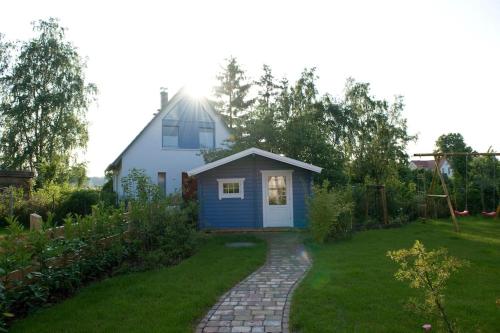 Ruhiges Landhaus Krienke - Doppelhaus mit Sauna & Kamin