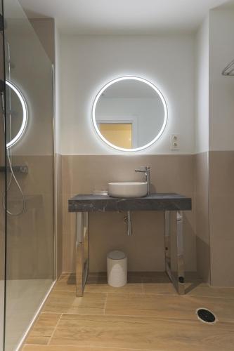 Superior Triple Room image 1