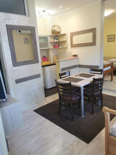 Belgrade Agape Downtown 3-Star Guesthouse exterior