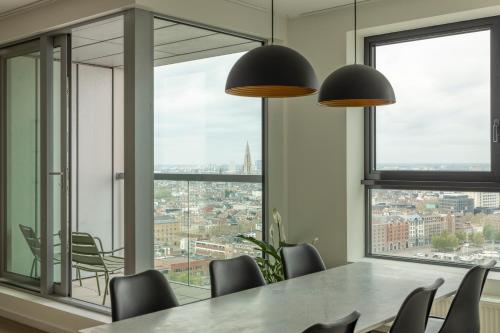 UNIEK appartement - mooiste en hoogste uitzicht op Antwerpen! - incl gratis parking, Amberes (foto 8)