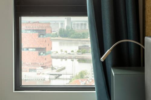 UNIEK appartement - mooiste en hoogste uitzicht op Antwerpen! - incl gratis parking