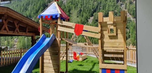 สนามเด็กเล่น, Haus Fortuna in ซวิเซลชไตน์