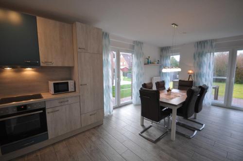 Three-Bedroom House image 9