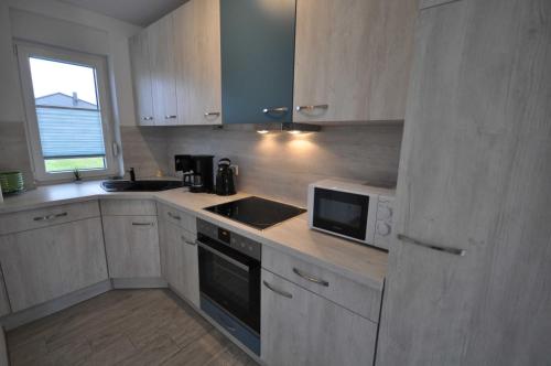 Three-Bedroom House image 8