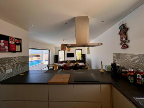 Kitchen, Villa Sonata in Ingrina Sol in Raposeira