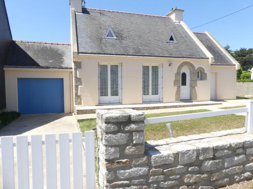 Baie cottage, Charmante maison avec jardin clos à Plouharnel