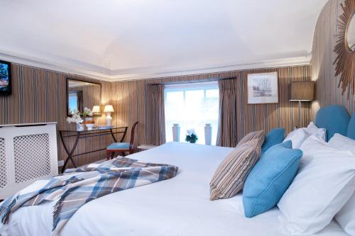 The Acorn Inn - image 12